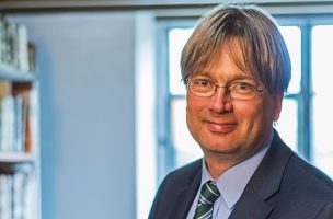 Dr. Reinhard Laube, künftiger Direktor der Herzogin Anna Amalia Bibliothek. Foto: Eckhart Matthäus