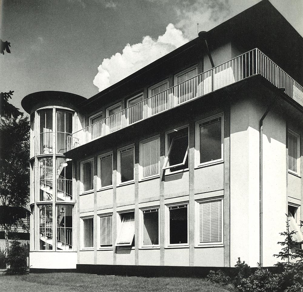 Das nach Hans Martin Frickes Entwürfen 1954 bis 55 errichtete Bürohaus Ludwig Freytag in der Altburgstraße 17 in Oldenburg.