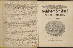 Titelseite von Winckelmanns Geschichte der Kunst des Alterthums mit handschriftlichen Anmerkungen von Gotthold Ephraim Lessing. Die annotierten Seitenzahlen zeugen von einer äußerst sprunghaften Lektüre. © Privatbesitz