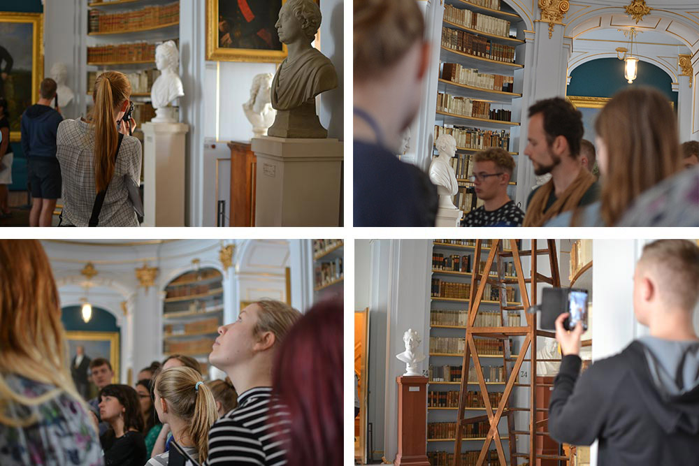 Wie erinnerte man damals, wie erinnert man heute? Darüber sollen sich die Jugendlichen im Rokokosaal der Herzogin Anna Amalia Bibliothek Gedanken machen. Foto: Jennifer Günther, Klassik Stiftung Weimar