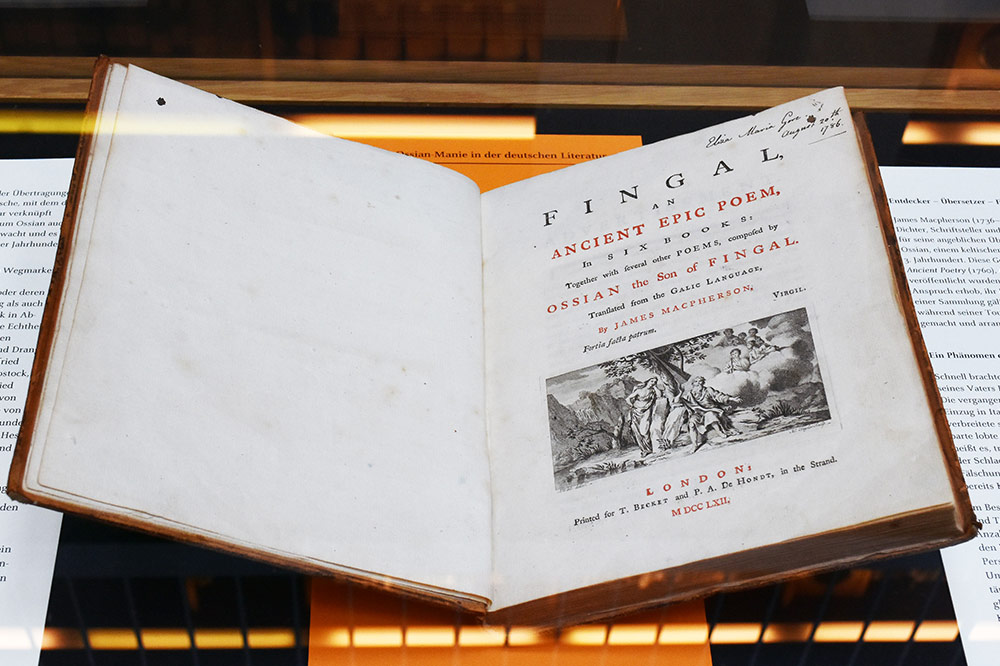 Fingal, an ancient epic poem in six books; together with several other poems, composed by Ossian, the son of Fingal / transl. from the Galic language by J. Macpherson, 1762, Klassik Stiftung Weimar