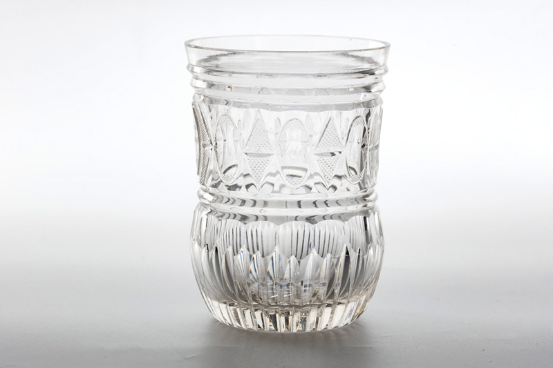 Trinkglas für Goethe, genannt "Das holde Glas", von Theodore Ulrike Sophie, Amelie und Bertha von Levetzow, 1823